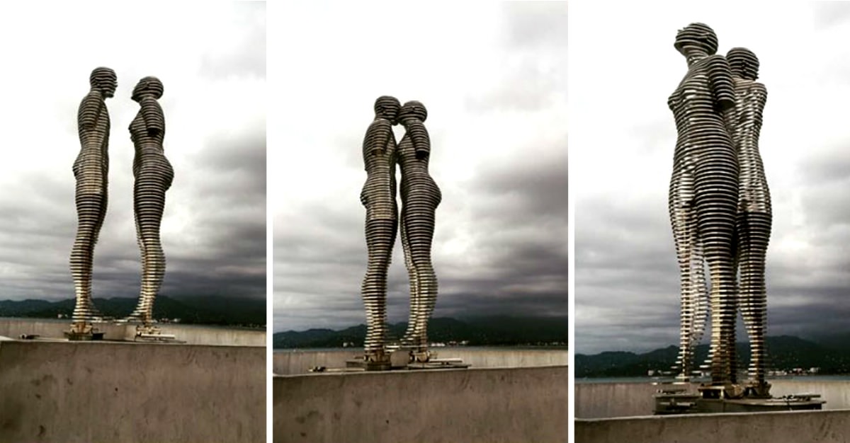 Hermosas Estatuas Móviles Relatan Diariamente Una Trágica Historia De