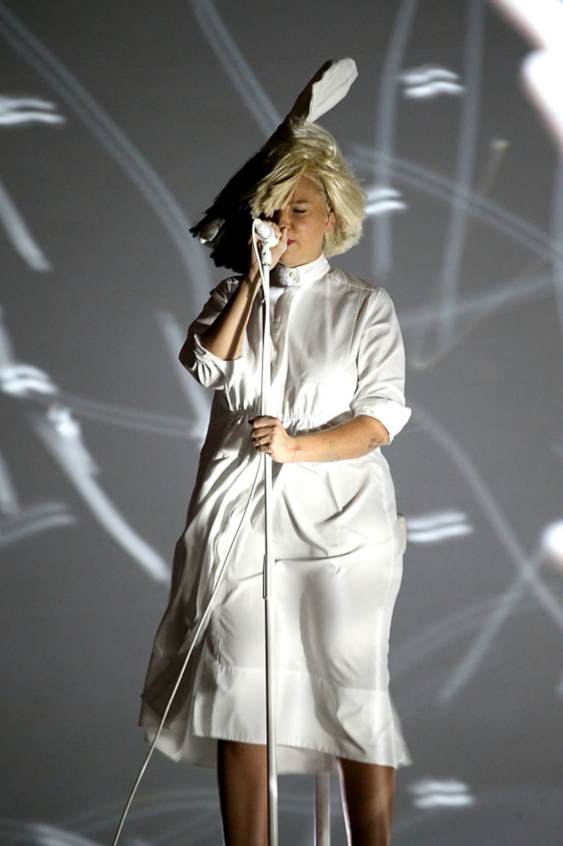 Sia y su rostro 5