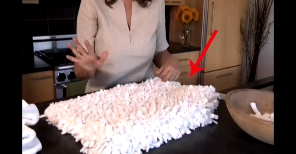 Genial Alfombra Hecha Con Toallas De Baño Antiguas, Una Excelente Idea