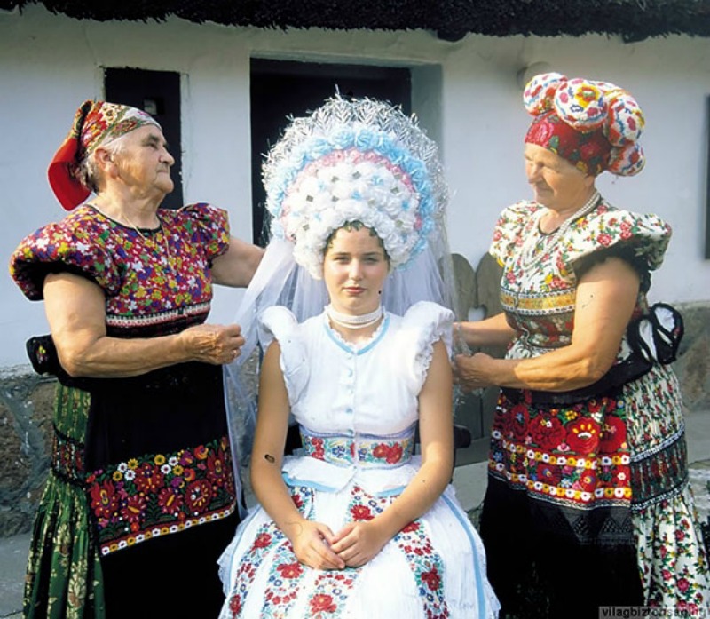 Trajes de boda tradicionales 13