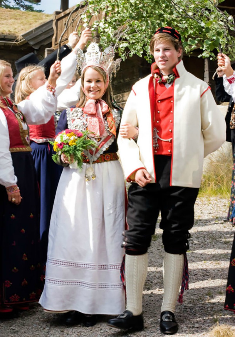 Trajes de boda tradicionales 14