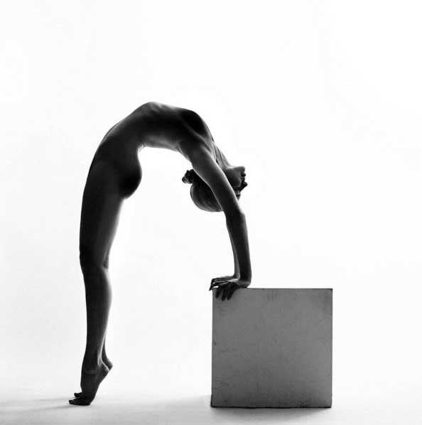 Nude Yoga Girl Foto8